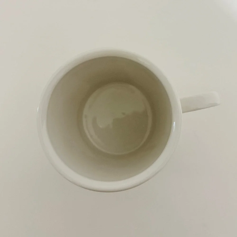 ANTHROPOLOGIE Letter‎ 